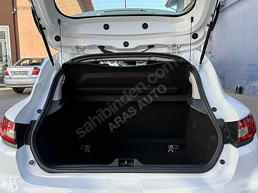 Vasıta / Otomobil / Renault / Clio / 0.9 TCe / Joy