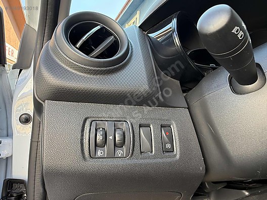 Vasıta / Otomobil / Renault / Clio / 0.9 TCe / Joy