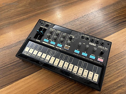 KORG VOLCA FM2 SYNTHSIZER - Synthesizer ve Tuşlu Çalgılar