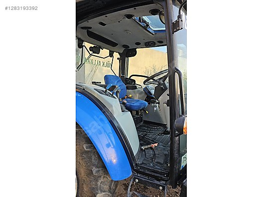 Machinery / Agricultural Machines / Tractors / New Holland / TT4.50