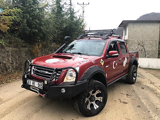 isuzu d max 2 5 cift kabin 4x4 full extrali donanimli d max sahibinden comda 913193426