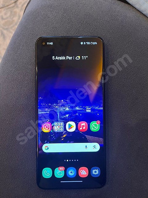 Realme 11 Sıfır Temiz