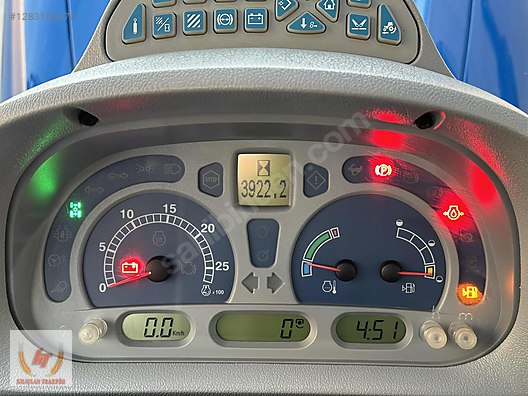 Machinery / Agricultural Machines / Tractors / New Holland / T6050