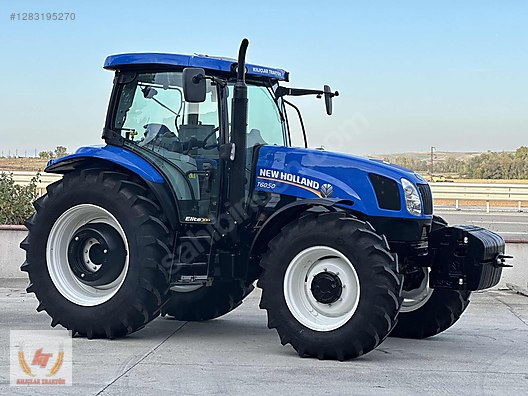 Machinery / Agricultural Machines / Tractors / New Holland / T6050