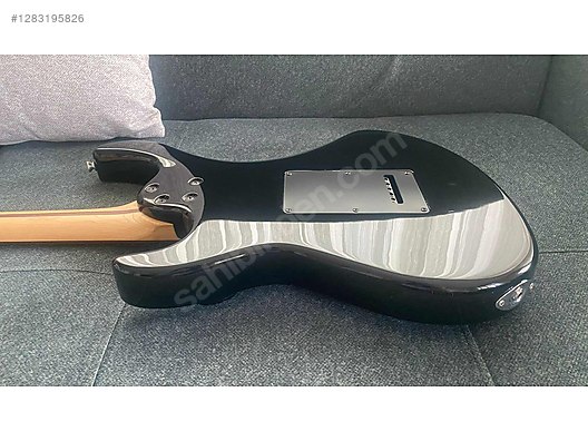 İkinci El ve Sıfır Alışveriş / Müzik / Müzik Aletleri / Telli Çalgılar / Gitar / Elektro