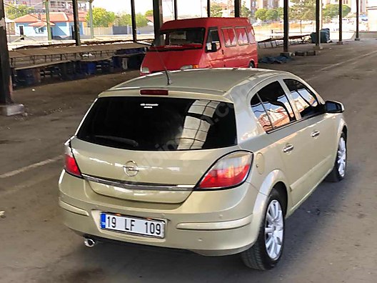 2 El 2010 Model Siyah Opel Astra 46 000 Tl Tasit Com