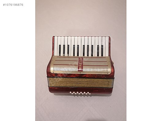 Hohner 12 bass deals accordion