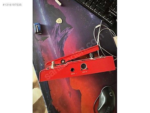 Digitech Whammy DT 4 - Efekt Pedalı ve Diğer Enstrüman Yan