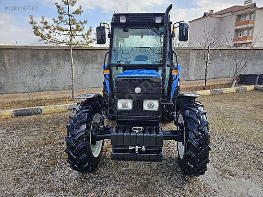 Machinery / Agricultural Machines / Tractors / New Holland / 75-56s