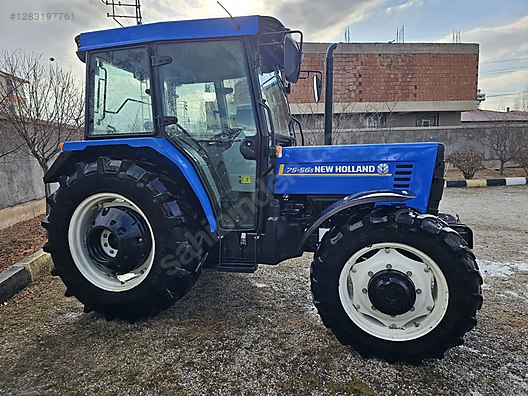 Machinery / Agricultural Machines / Tractors / New Holland / 75-56s