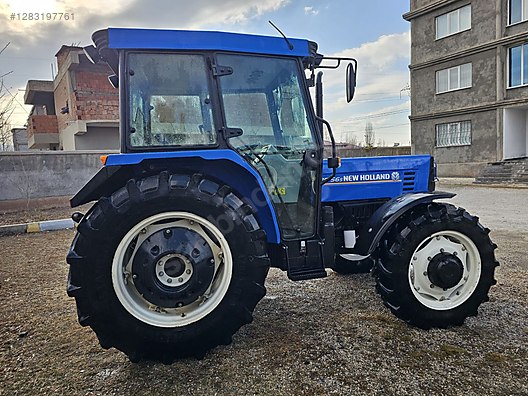 Machinery / Agricultural Machines / Tractors / New Holland / 75-56s
