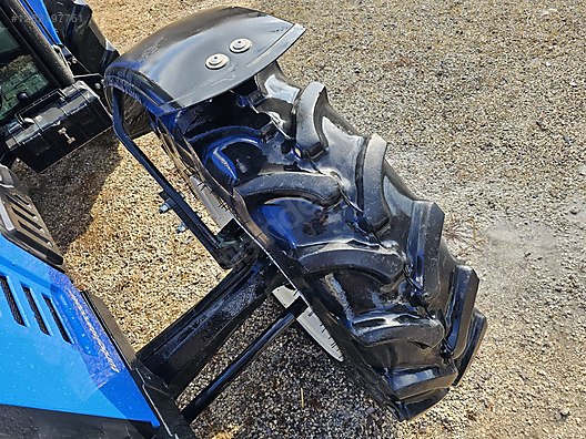 Machinery / Agricultural Machines / Tractors / New Holland / 75-56s