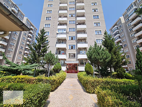 UĞUR EMLAK'TAN BOSNA MERKEZİNDE 3+1 KİRALIK DAİRE