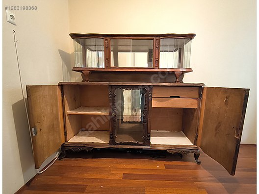 İkinci El ve Sıfır Alışveriş / Antika / Mobilya / Yemek Odası / Antika Büfe & Vitrin