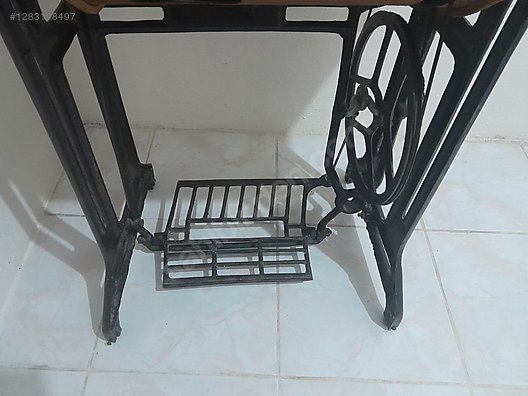 İkinci El ve Sıfır Alışveriş / Antika / Makine / Antika Dikiş Makinesi