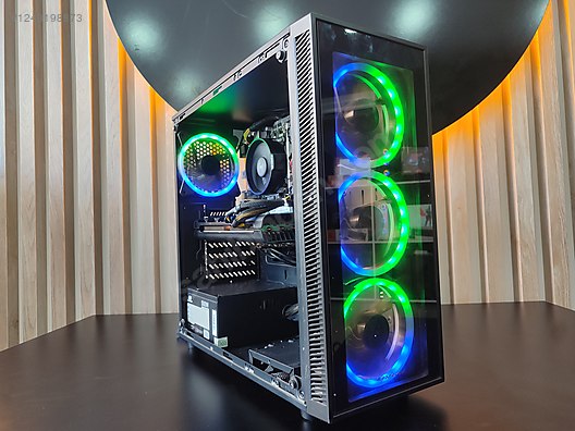 PC-OEM RX 5600 XT 3500X CPU/16 GB RAM/256 SSD/HAZIR