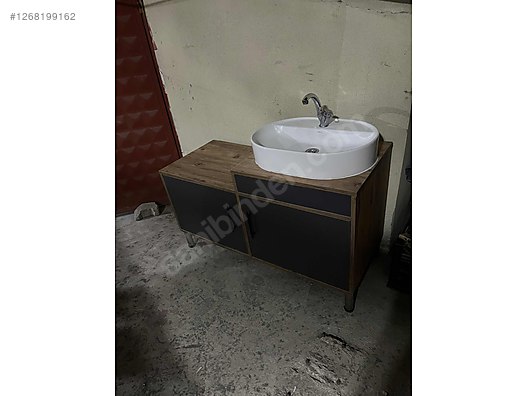 İkinci El ve Sıfır Alışveriş / Bahçe & Yapı Market / Yapı Malzemeleri / Banyo & Mutfak / Banyo Dolabı