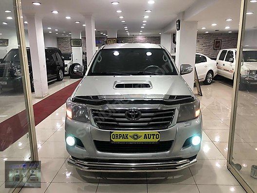 Aracın Toyota Alfard 2013e genel bakış Aracın Toyota Alfard 2013e genel bakış