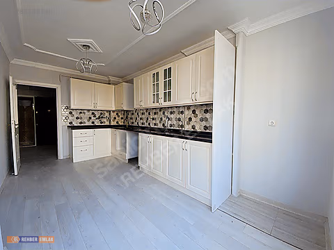 REHBER'DEN S.DEMİREL BLV ÜZERİ 4+1 K.MUTFAKLI İÇİ FULL YAPILI !! #1285199740