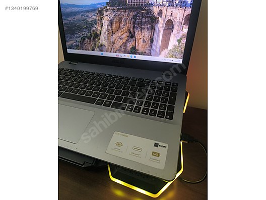Asus / ASUS X542U İ7 8.NESİL 8RAM 256SSD NVİDİA 930MX on