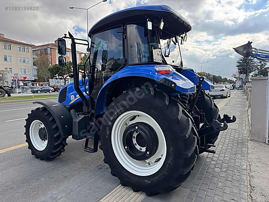 Machinery / Agricultural Machines / Tractors / New Holland / TR5.100