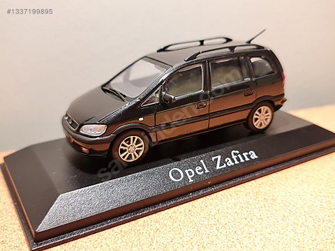 Minichamps Diecast Model 1:43 Opel Araba - 1337199895