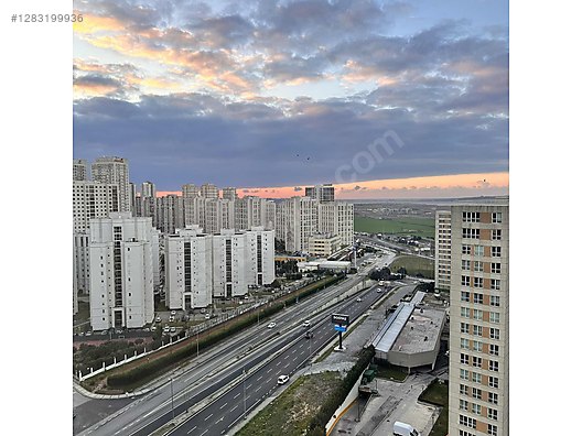 Yardımcı Arayanlar / Bebek & Çocuk Bakıcısı