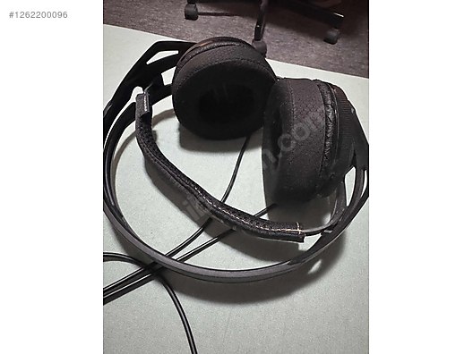 Used & Brand New Items / Computers / Peripherals / Headphones & Microphones