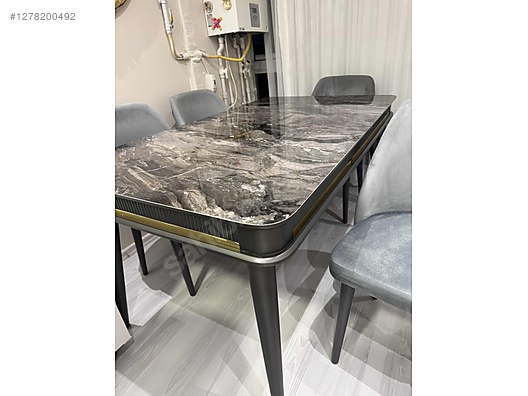 Used & Brand New Items / Home Decor / Furniture / Dining Room / Dining Room Set