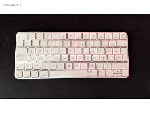 Apple Touch ID Özellikli Magic Keyboard: A2449 Türkçe Q on