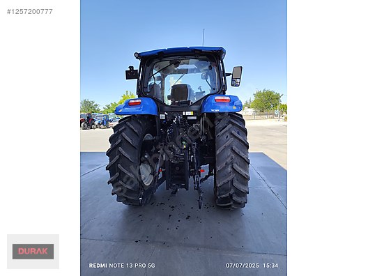 Machinery / Agricultural Machines / Tractors / New Holland / TR6.135S