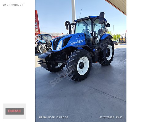 Machinery / Agricultural Machines / Tractors / New Holland / TR6.135S