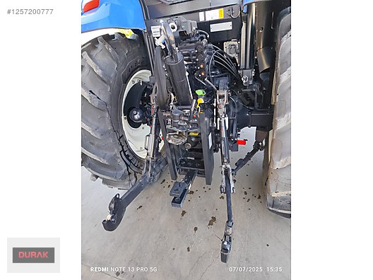 Machinery / Agricultural Machines / Tractors / New Holland / TR6.135S