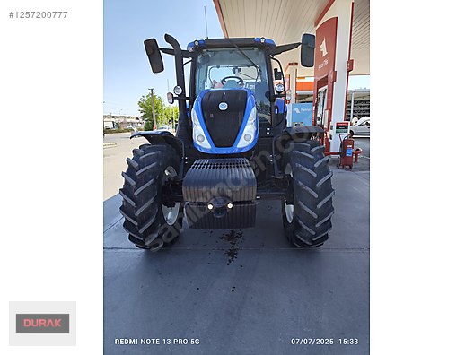 Machinery / Agricultural Machines / Tractors / New Holland / TR6.135S
