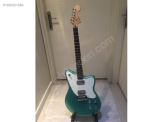 Squier Elektro Gitar