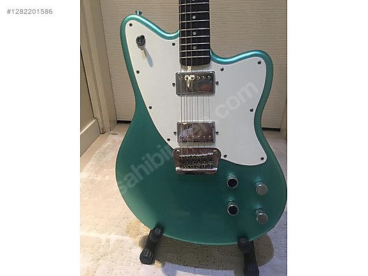 İkinci El ve Sıfır Alışveriş / Müzik / Müzik Aletleri / Telli Çalgılar / Gitar / Elektro