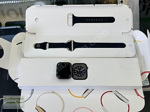 Relógio Apple SE 44mm prata GPS em segunda mão durante 225 EUR em Olaz de  Egües na WALLAPOP