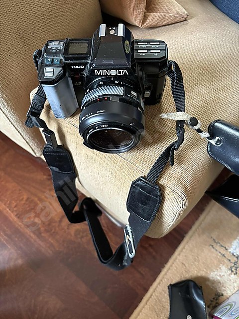 Minolta 7000