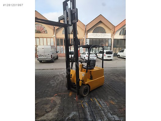 Machinery / Industrial / Carrying & Stacking Equipment / Forklifts / For Sale / Çukurova Makina