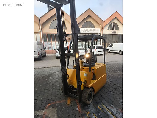 Machinery / Industrial / Carrying & Stacking Equipment / Forklifts / For Sale / Çukurova Makina