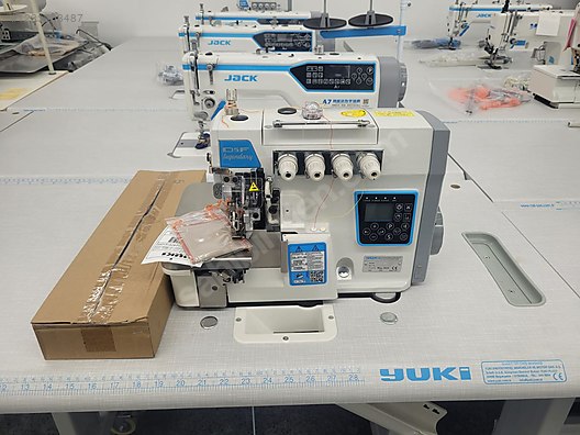 Yuki D5F Yeni Model 5 Iplik Otomatik Overlok Makinası sahibinden