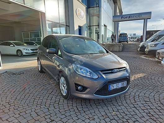 Ford C Max 1 6 Tdci Titanium Cindilliden 12 Model Ford C Max Titanium Tdci At Sahibinden Com