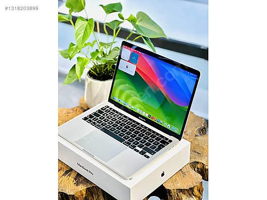 Apple Macbook / TERTEMİZ GARANTİLİ MACBOOK PRO TOCHBARLI 8 RAM 256