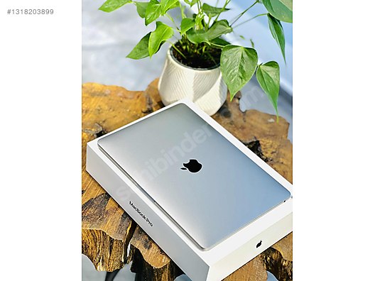 Apple Macbook / TERTEMİZ GARANTİLİ MACBOOK PRO TOCHBARLI 8 RAM 256