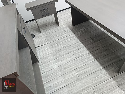 Used & Brand New Items / Office & Stationery / Office Furniture / Executive Office Set