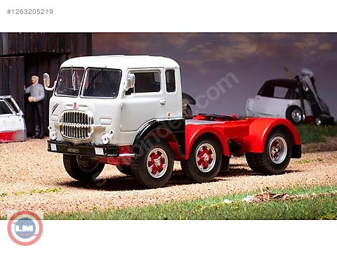 1:43 IXO 1961 Fiat 690 T1 TRACTOR TRUCK 3-ASSI, Lider Model
