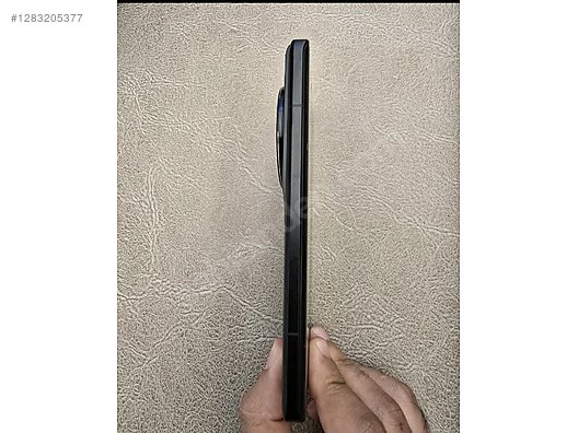 Used & Brand New Items / Cell Phones & Accessories / Cell Phones / Xiaomi / 13 Ultra