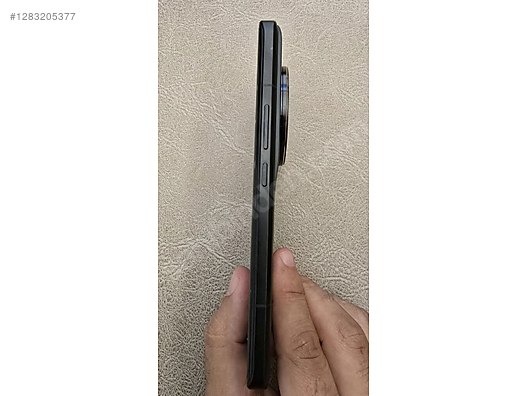 Used & Brand New Items / Cell Phones & Accessories / Cell Phones / Xiaomi / 13 Ultra