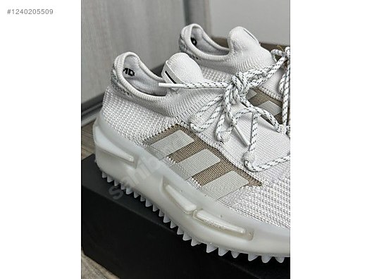 adidas gazelle silver green womens Adidas NMD_R1 TR Sneaker Sneakers