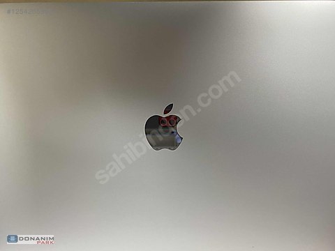 Apple Macbook / MacBook Pro A2338 M2 8 GB 256 GB SSD 13.3